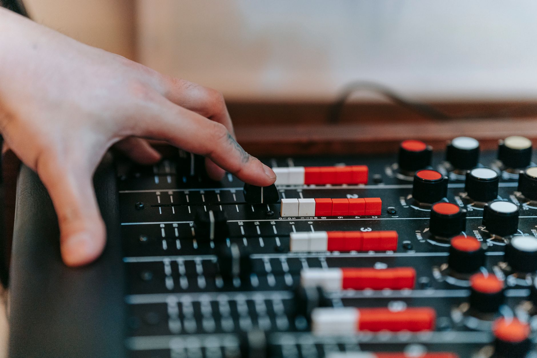 Sound editing studio equipment layout